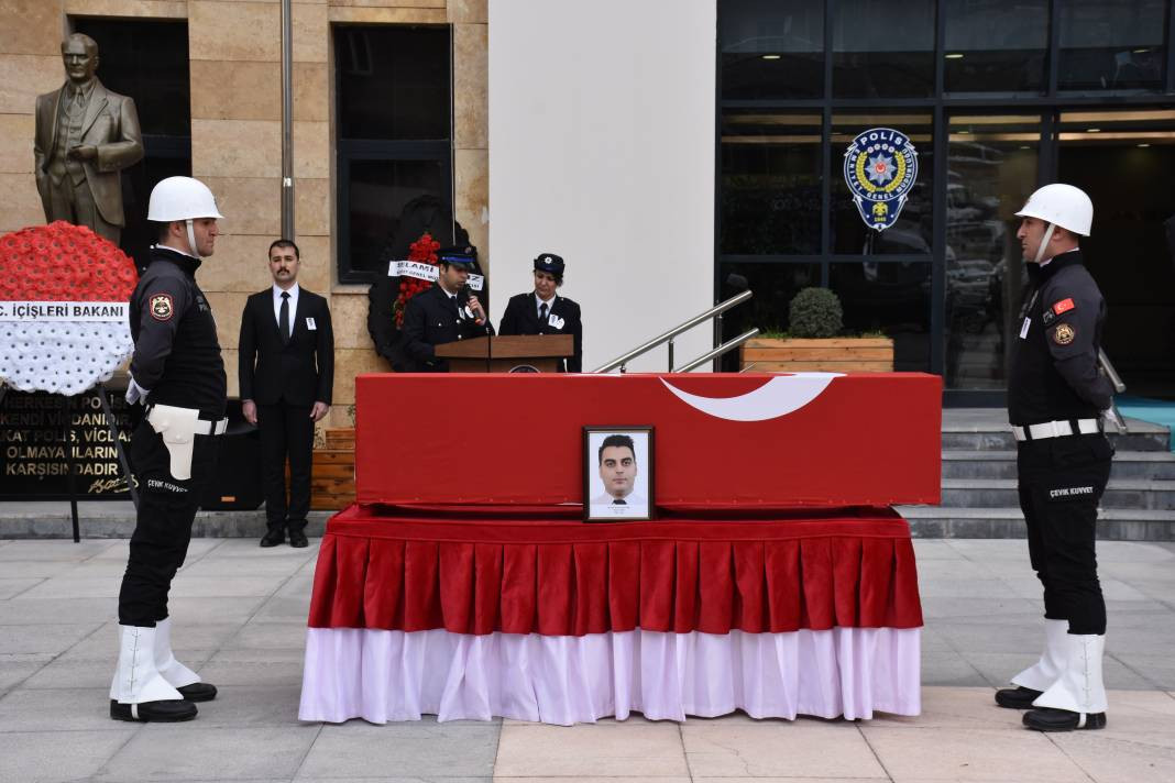 Şehit olan polisle ilgili kahreden detay! Hem doğum günüydü hem de mezuniyetin yıl dönümüydü - Resim: 15